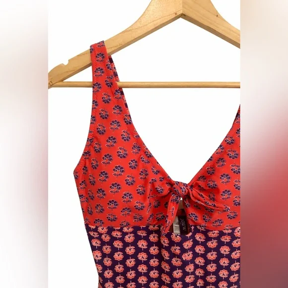 J.Crew Women’s One Piece Swimsuit Red Navy Floral Tie Front Medium M Beach - Picture 3 of 6